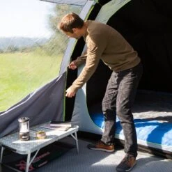 Coleman Meadowood 4 Person Tent With Blackout Bedrooms -Outdoor camping store go 409170 g