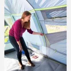 Coleman Meadowood 4 Person Large Tent With Blackout Bedrooms -Outdoor camping store go 409171 g